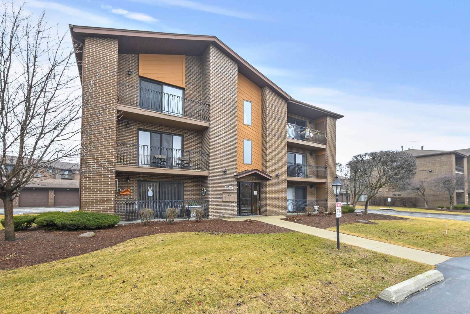 15712 Revere CT #D, Oak Forest, IL 60452