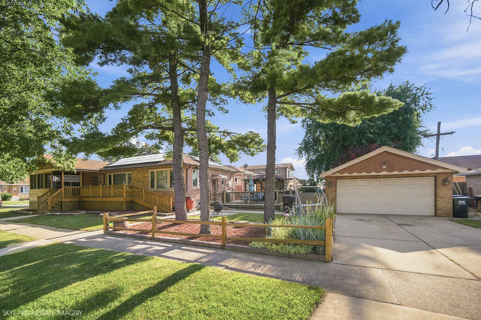 3032 W 100th PL, Evergreen Park, IL 60805