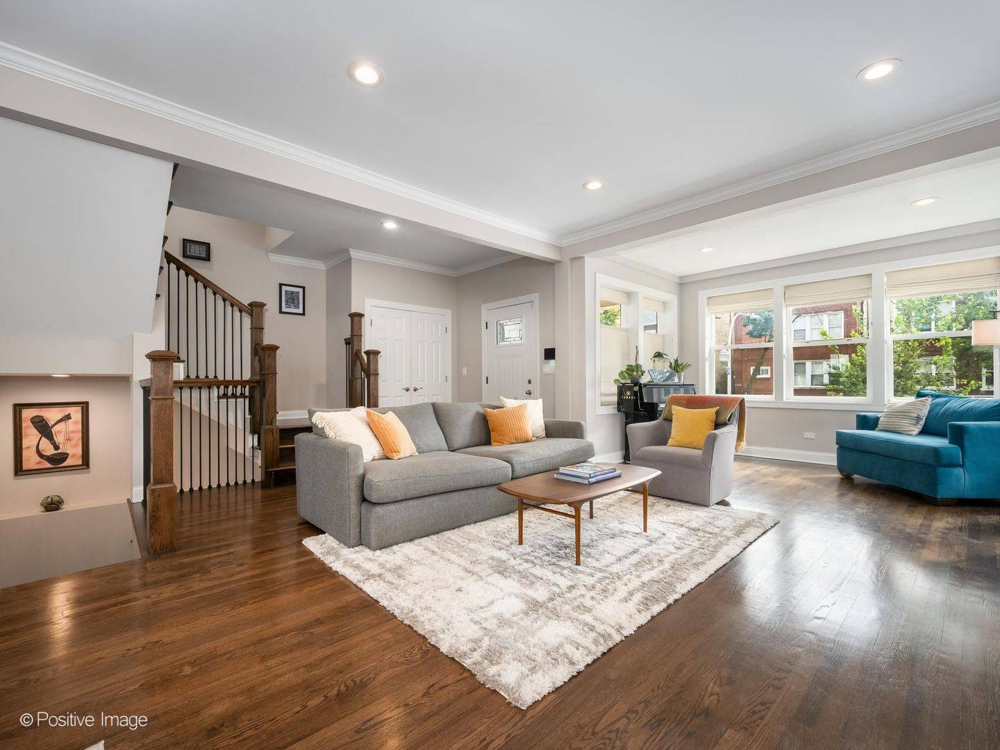 4324 N Sawyer AVE, Chicago, IL 60618
