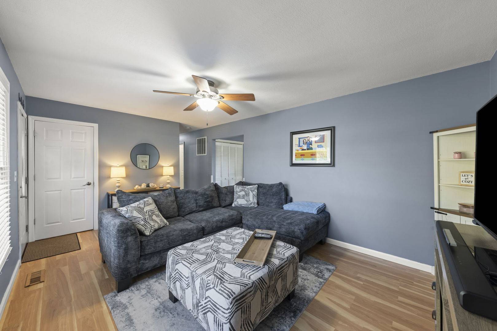476 E 3rd ST, Herscher, IL 60941