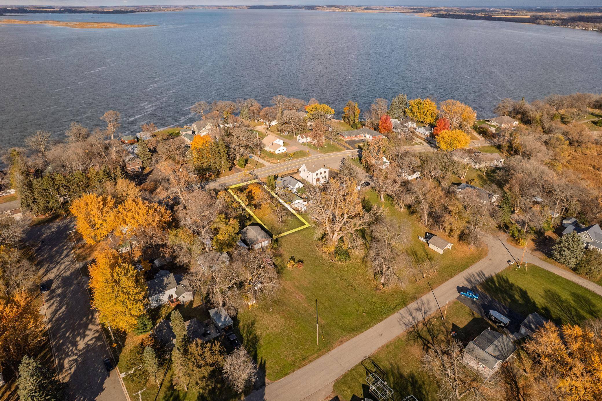 816 E Lake ST, Osakis, MN 56360