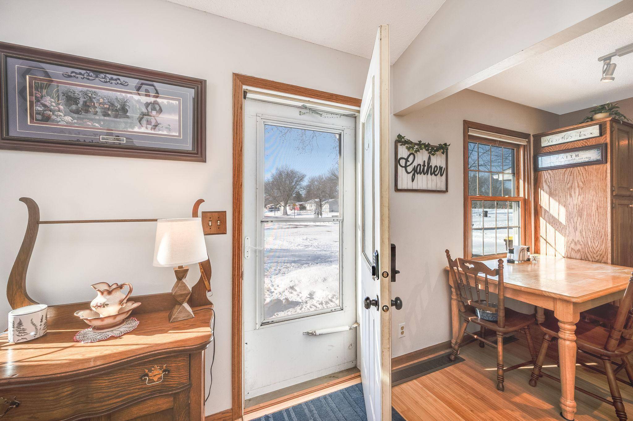 103 E Interlaken RD, Fairmont, MN 56031