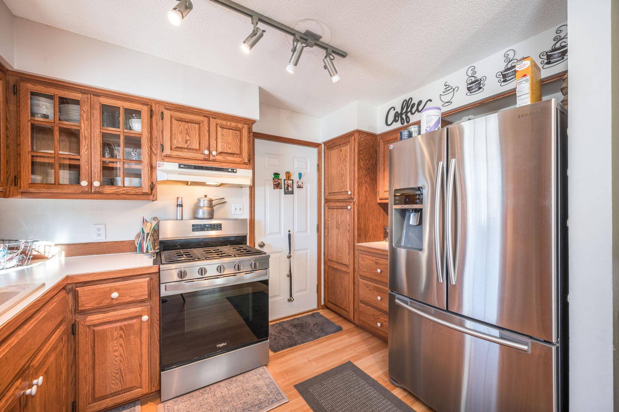 103 E Interlaken RD, Fairmont, MN 56031