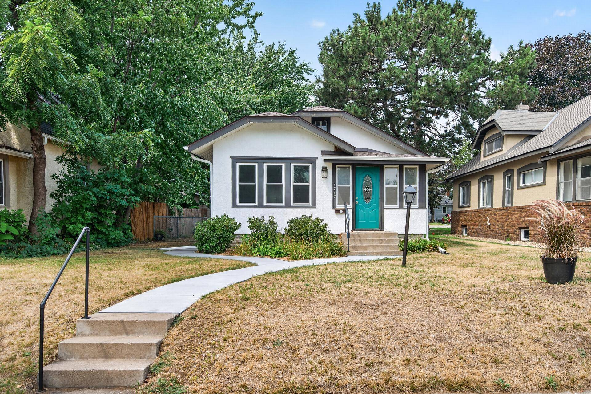 4747 Camden AVE N, Minneapolis, MN 55430