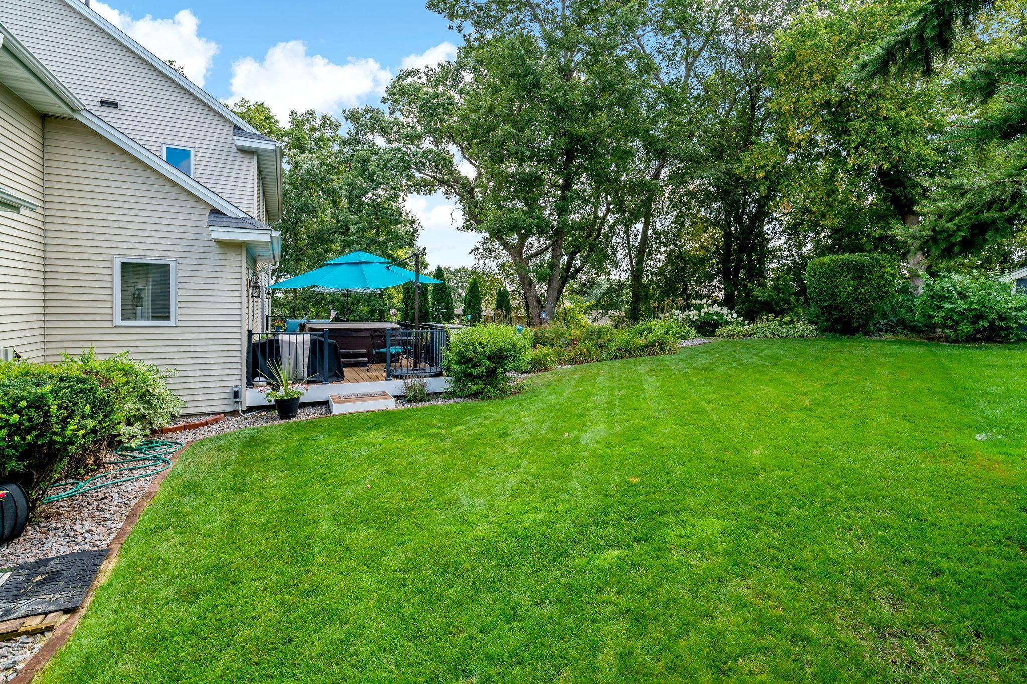 1215 Thorene PL, Stillwater, MN 55082