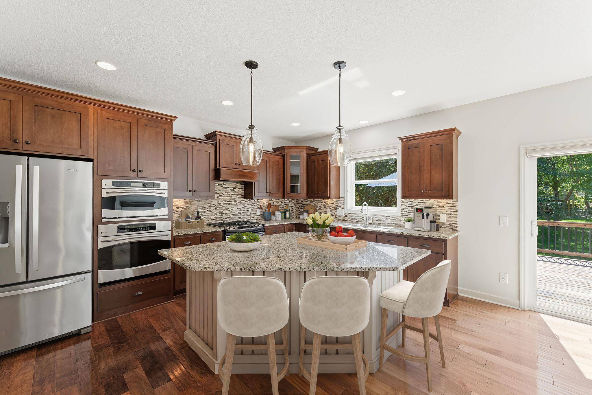 3460 Ridgestone WAY, Woodbury, MN 55129
