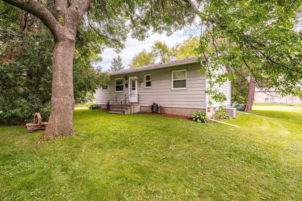 1704 Doddridge AVE, Cloquet, MN 55720