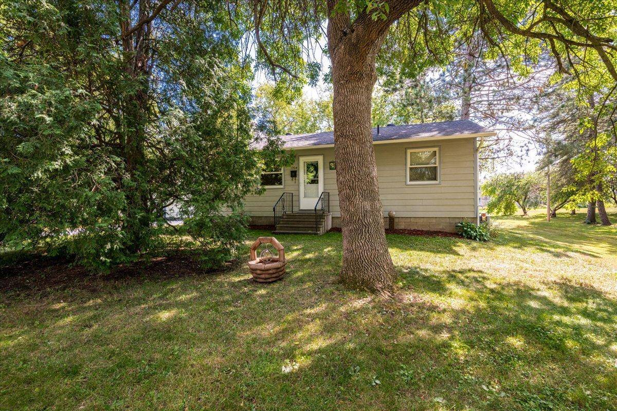 1704 Doddridge AVE, Cloquet, MN 55720