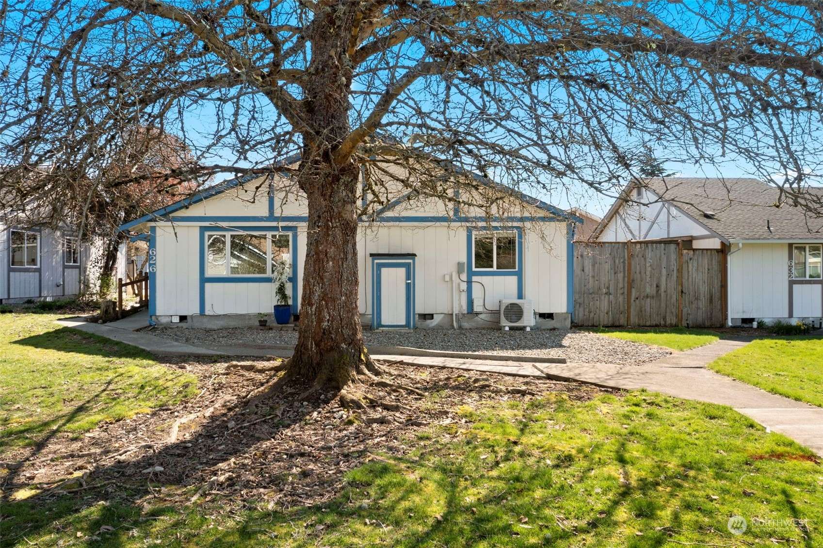 626 Geneva LN SE, Olympia, WA 98513