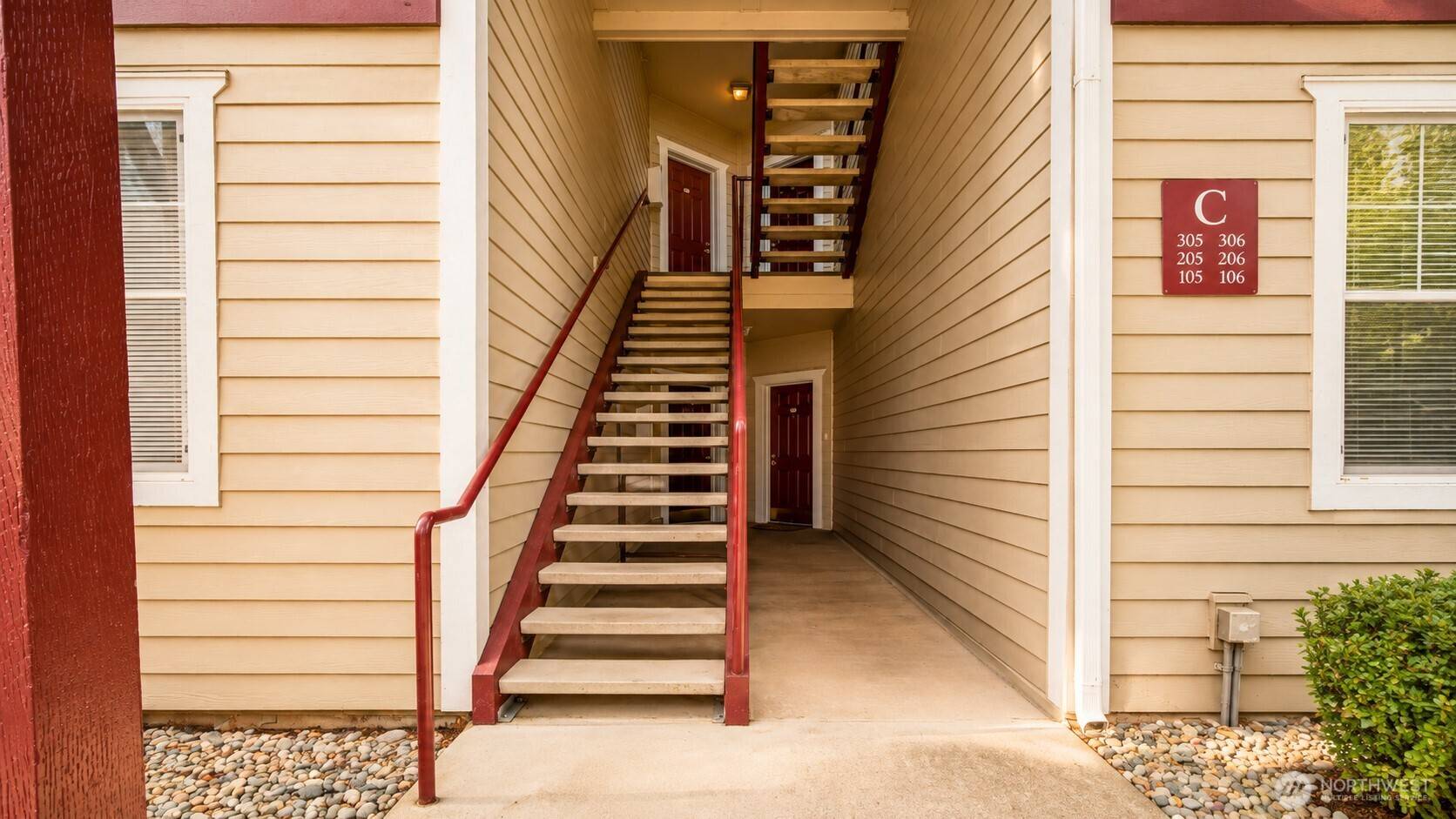 13000 Admiralty WAY #C205, Everett, WA 98204