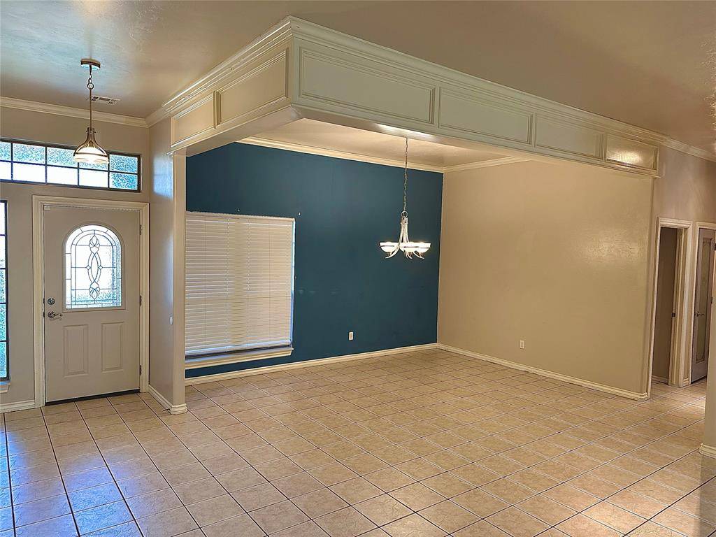 13801 Robinson CT, Oklahoma City, OK 73170