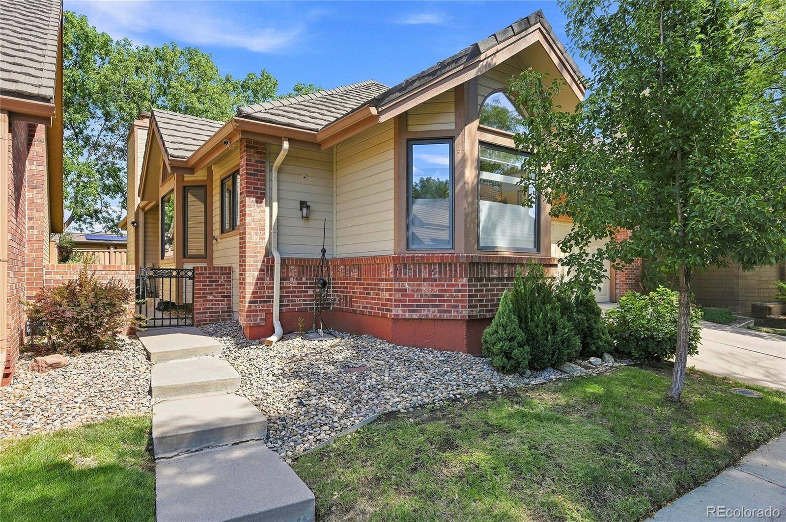 4565 E Mexico AVE #14, Denver, CO 80222