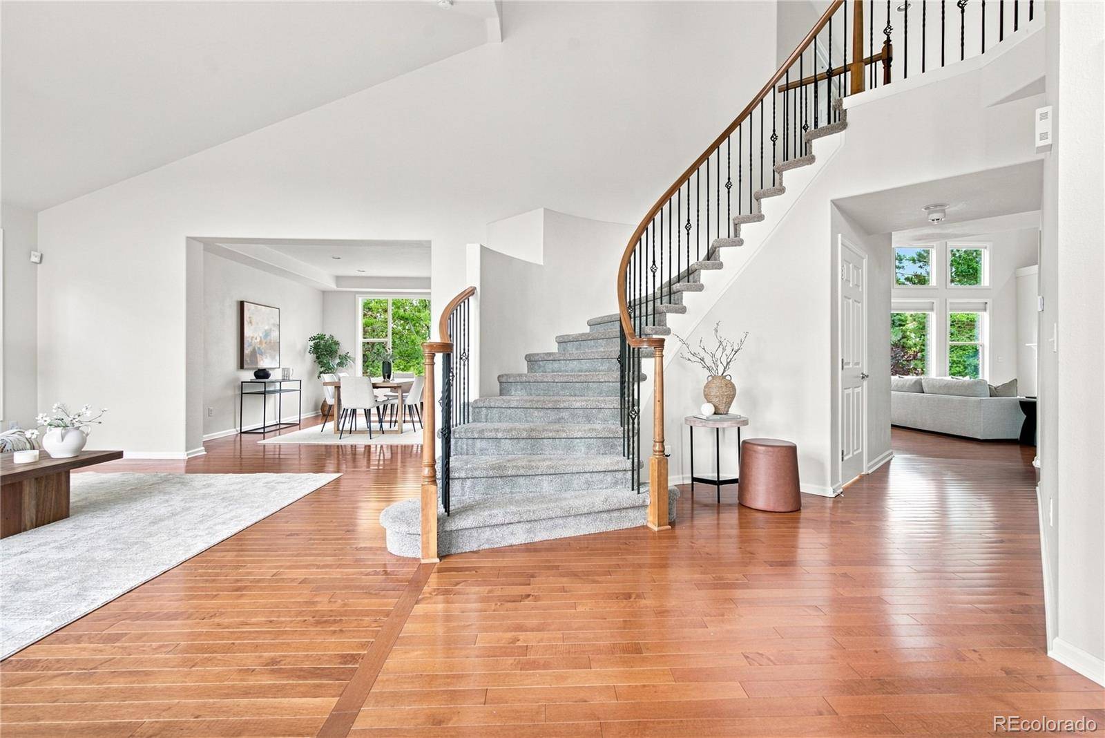 5940 S Mobile CT, Aurora, CO 80016