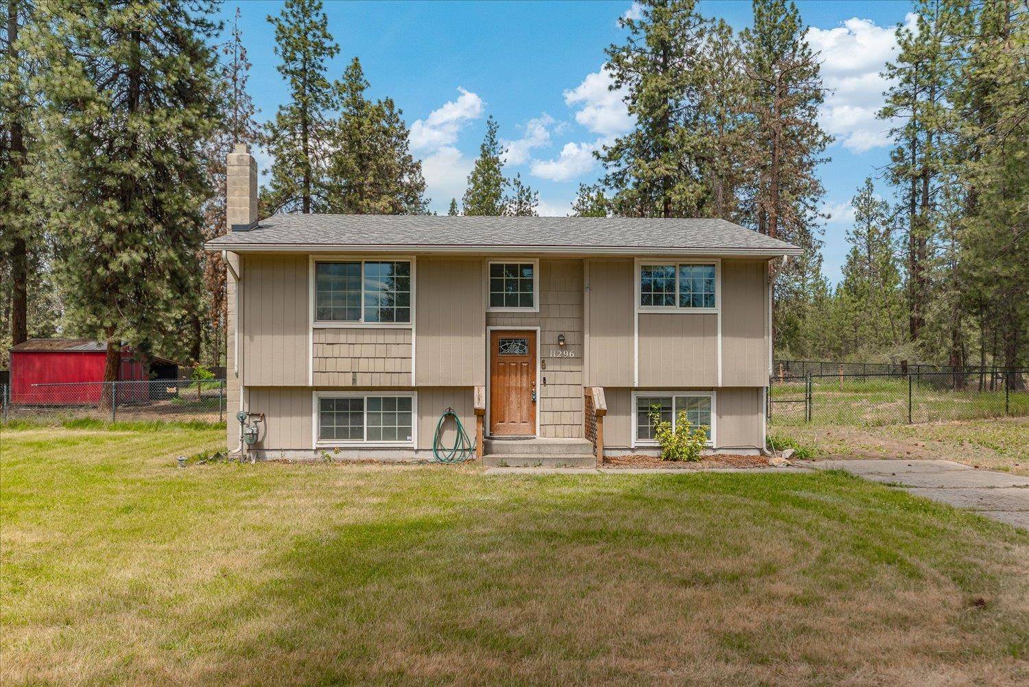 11296 W Sagewood Rd, Nine Mile Falls, WA 99026