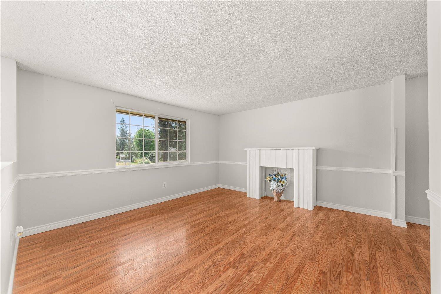 11296 W Sagewood Rd, Nine Mile Falls, WA 99026
