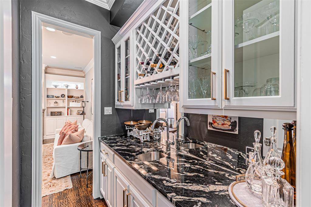3637 Reagan Street, Dallas, TX 75219