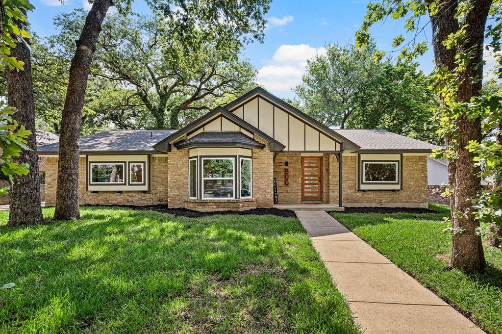 800 Tanglewood Lane, Arlington, TX 76012