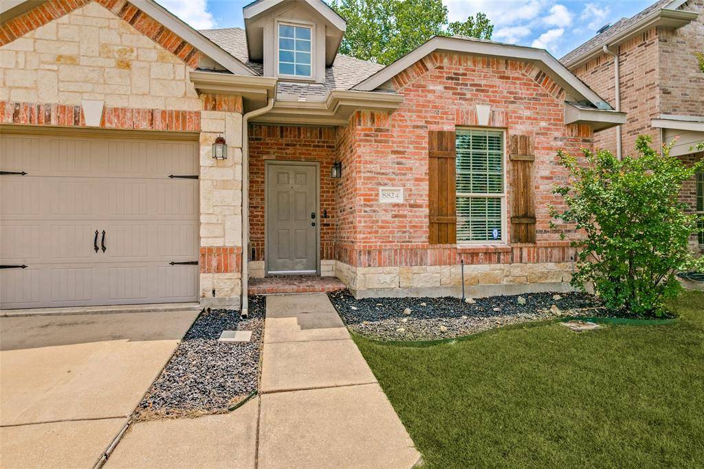 8824 Noontide Drive, Fort Worth, TX 76179