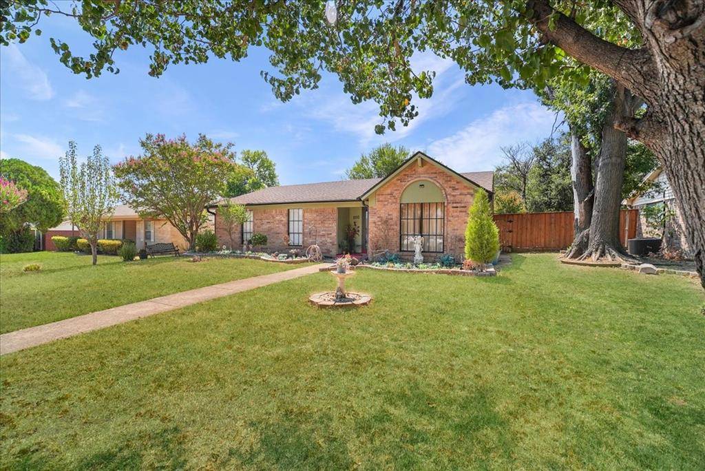 2710 Moonriver Lane, Farmers Branch, TX 75234
