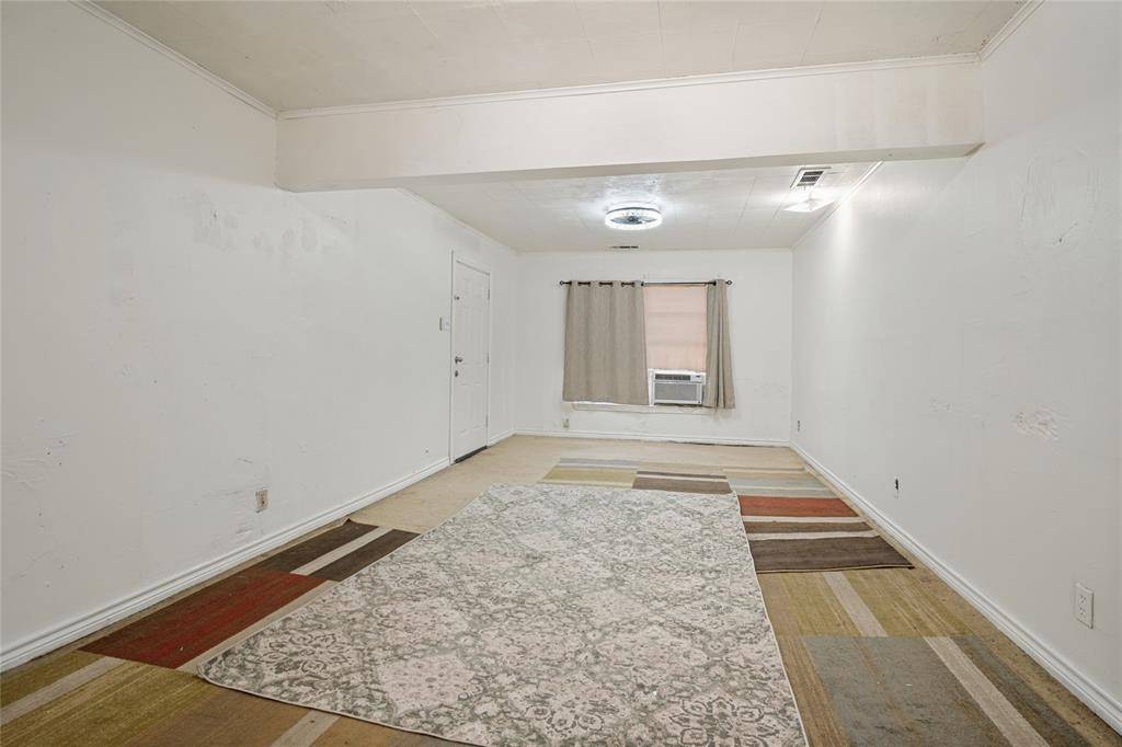 11102 Barbarosa Drive, Dallas, TX 75228
