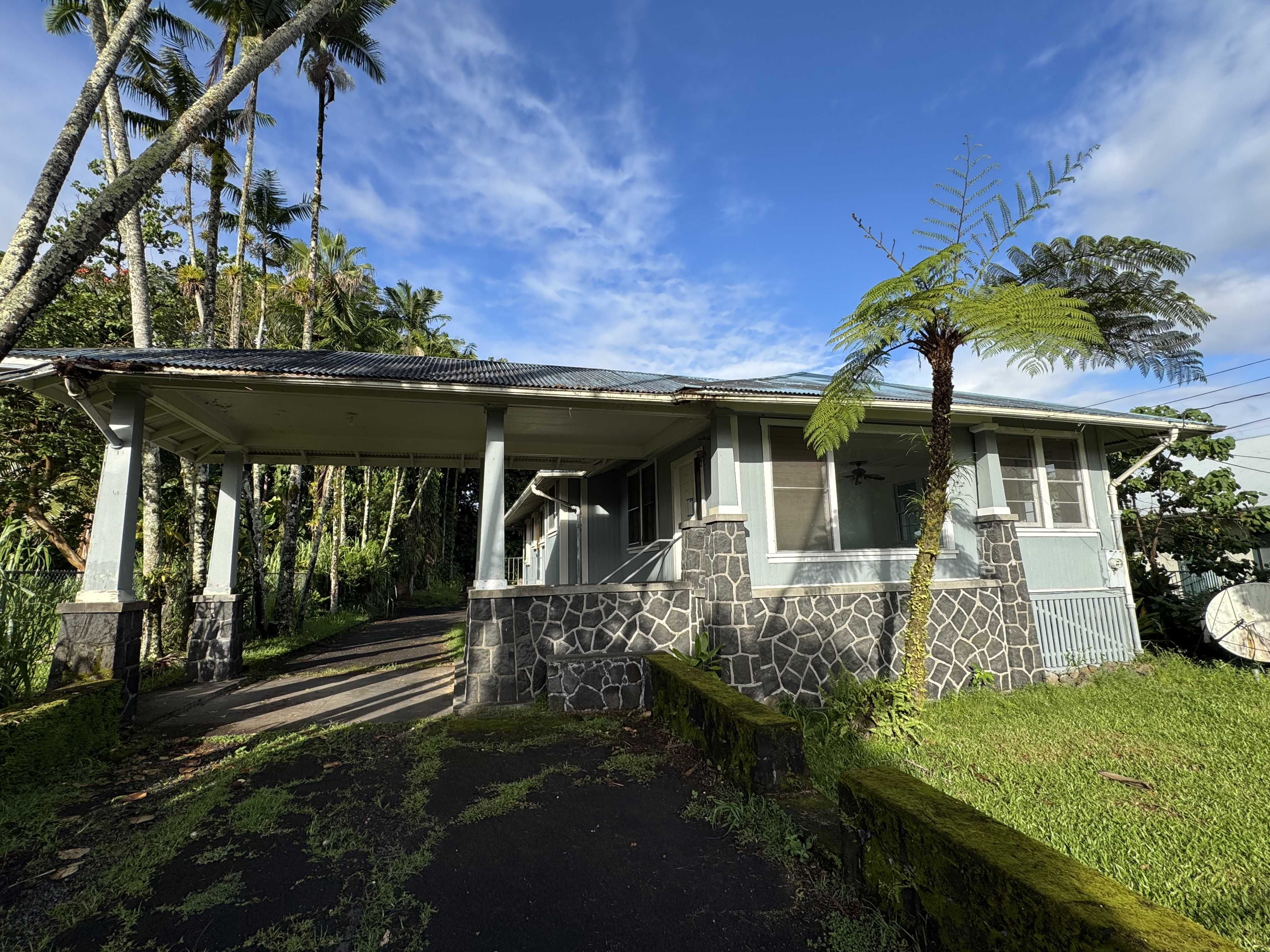 1186 KINOOLE ST, Hilo, HI 96720