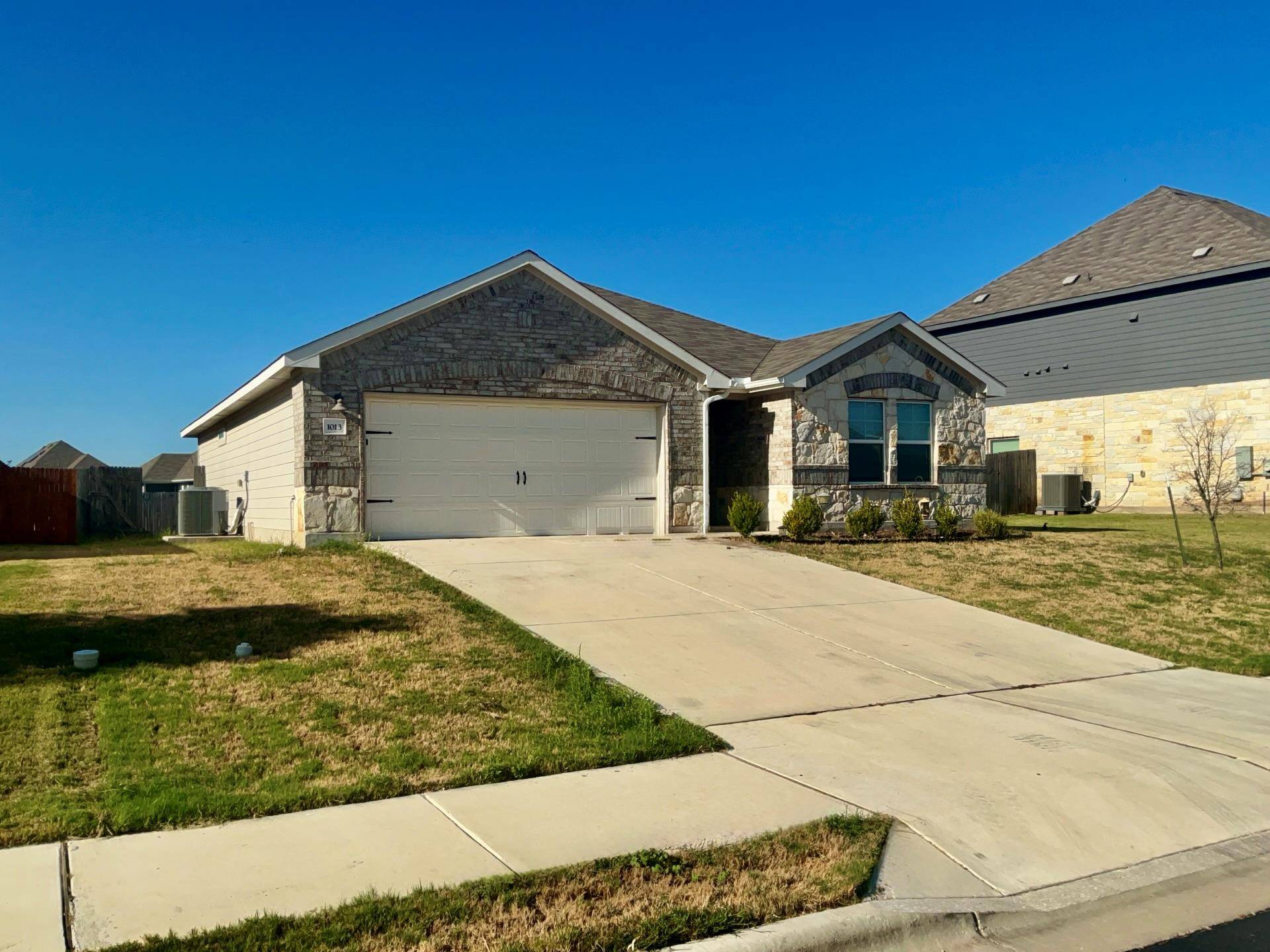 1013 Otello WAY, Hutto, TX 78634