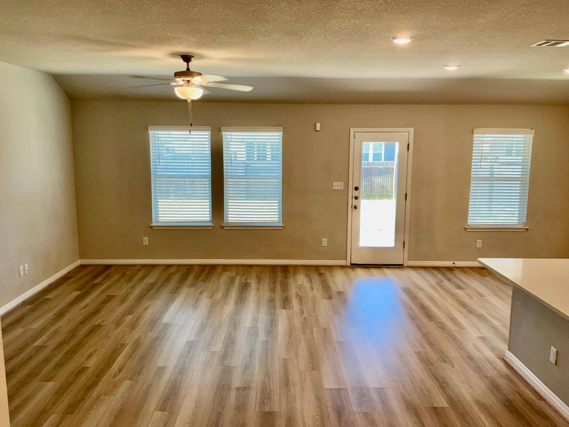1013 Otello WAY, Hutto, TX 78634