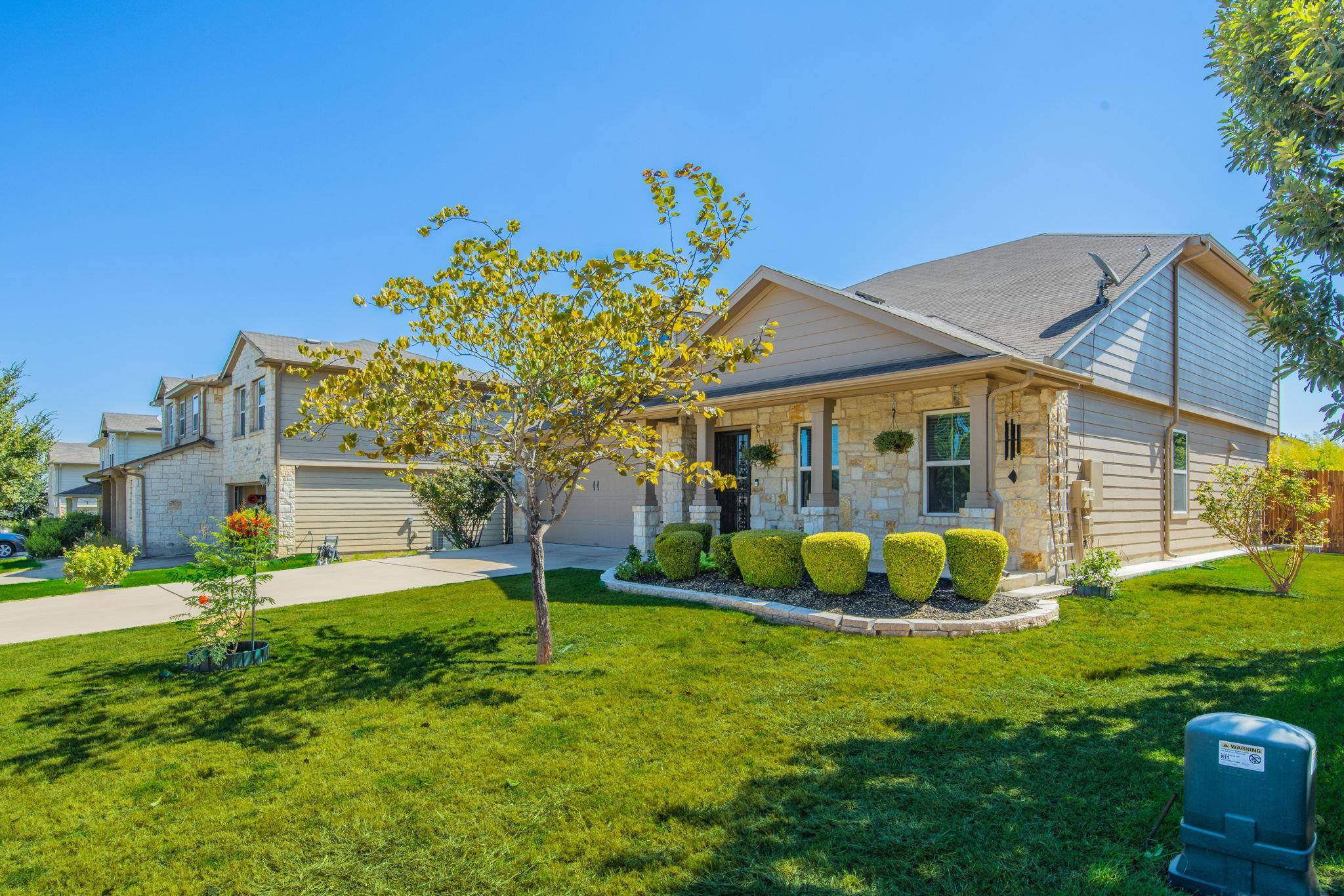 209 Frio River TRL, Hutto, TX 78634