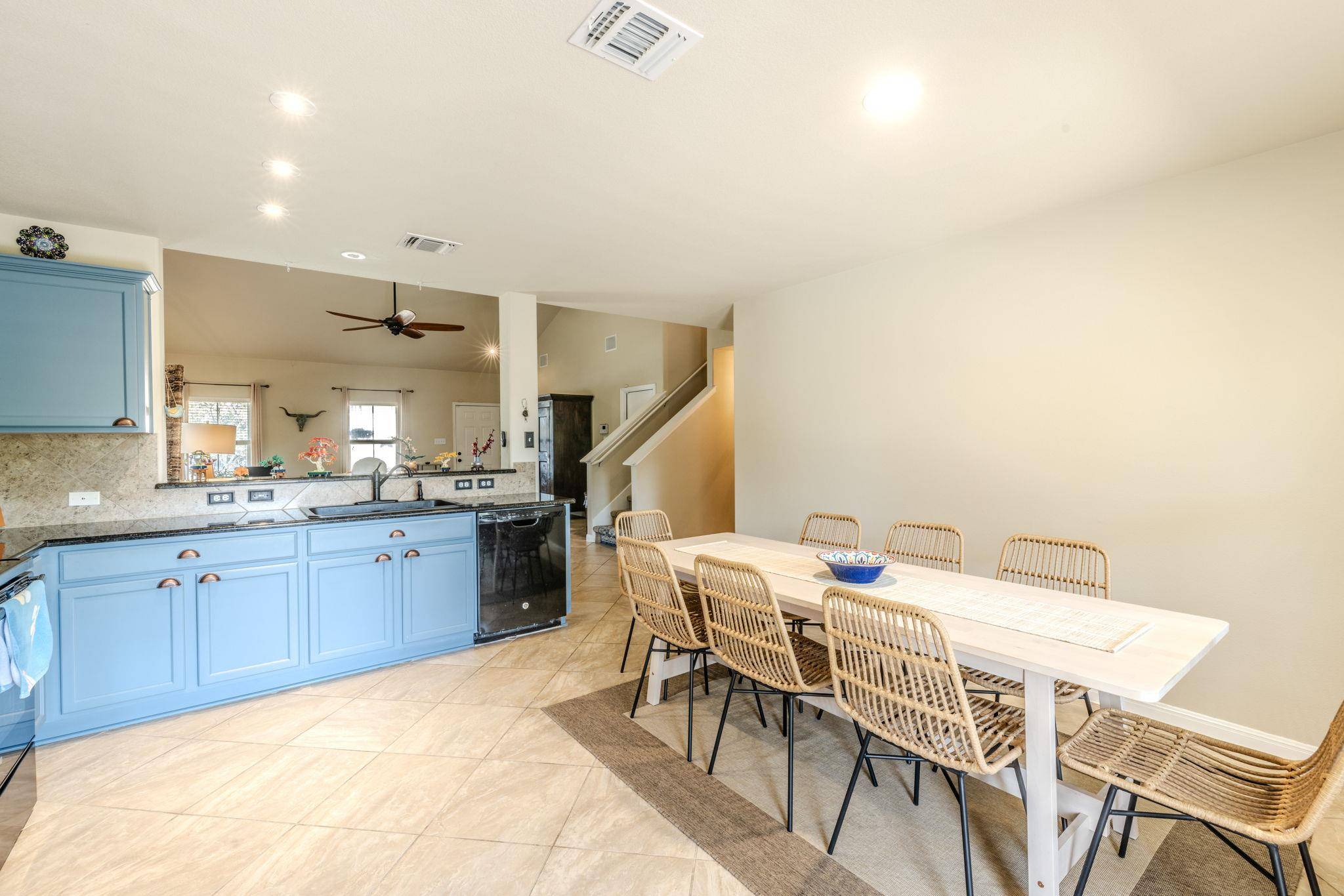 209 Frio River TRL, Hutto, TX 78634