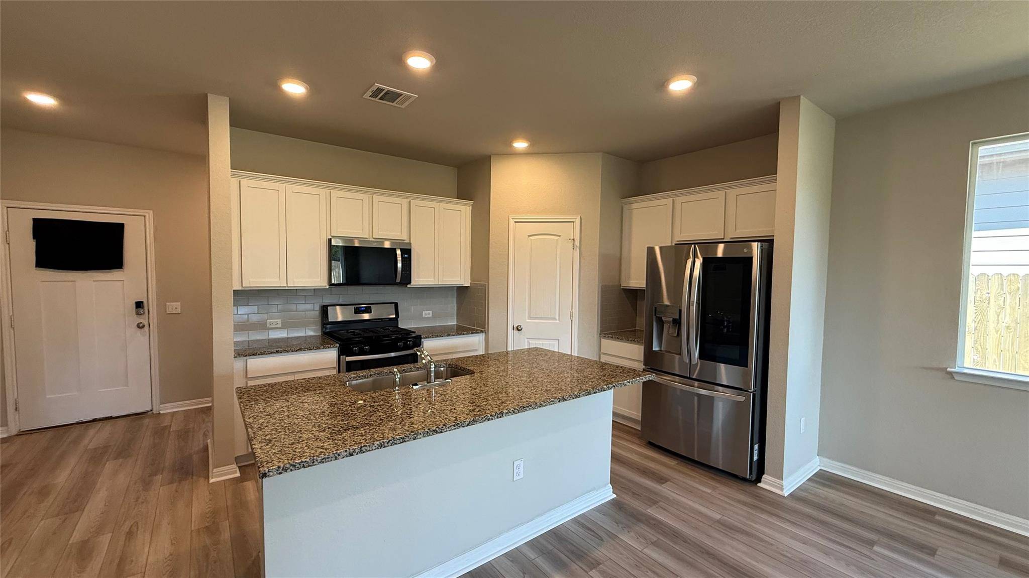 197 Arrowhead Vine ST, Leander, TX 78641