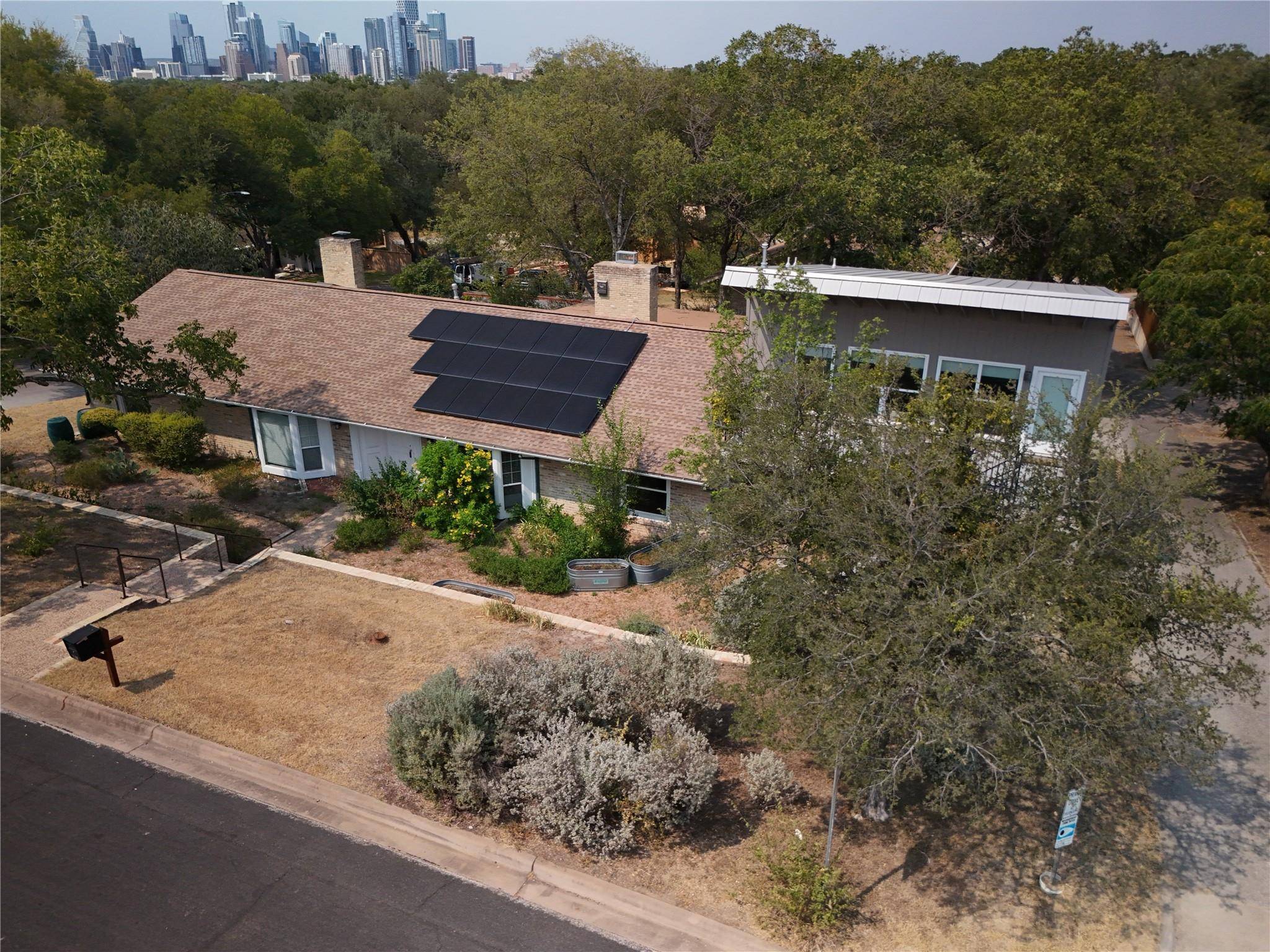 1706 Windoak DR, Austin, TX 78741