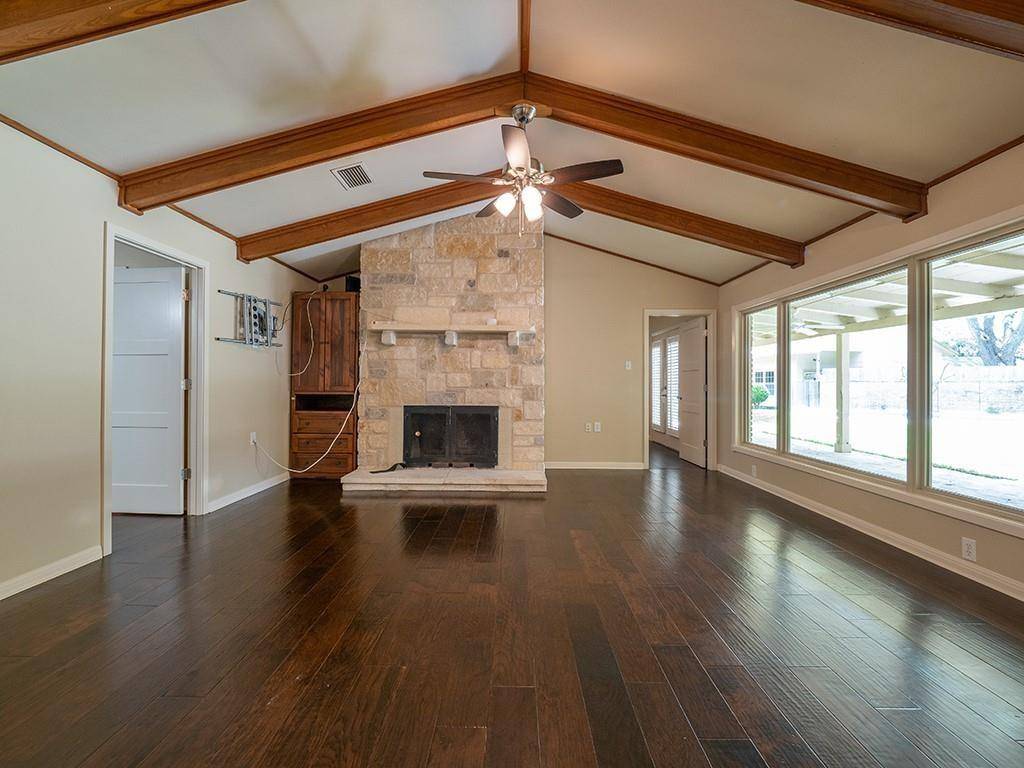 11905 Mustang Chase DR, Austin, TX 78727