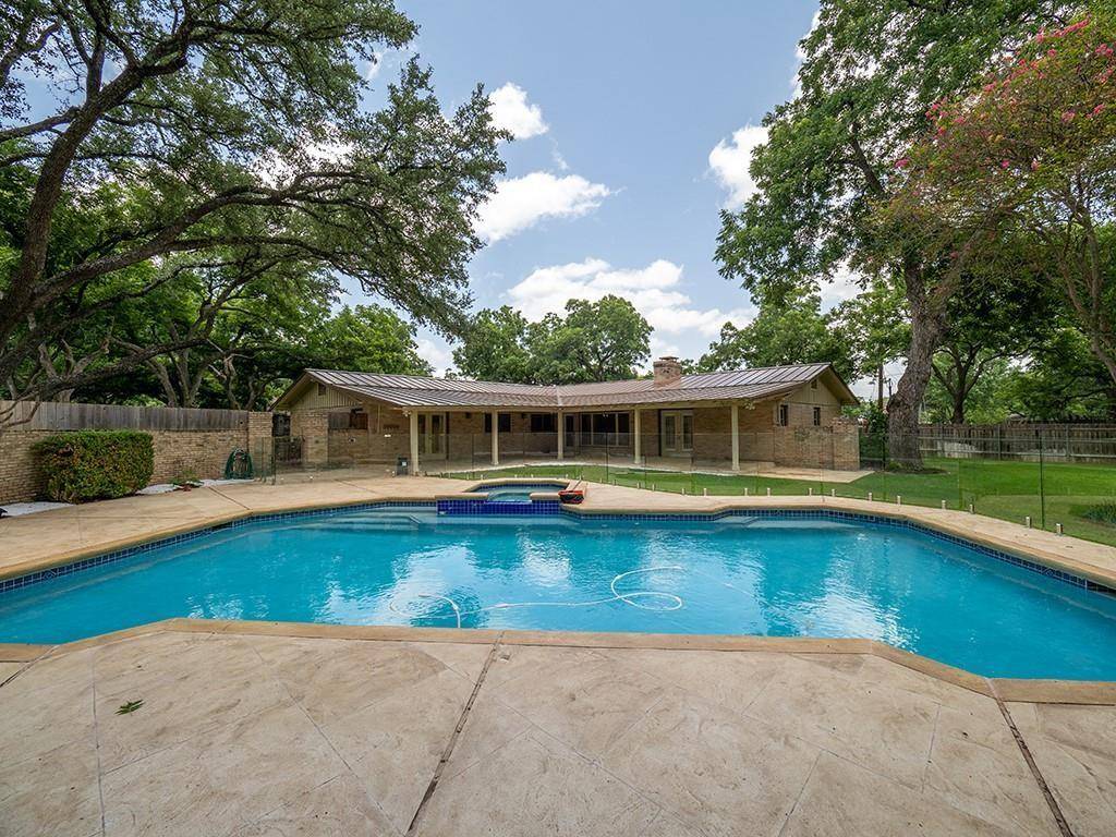11905 Mustang Chase DR, Austin, TX 78727