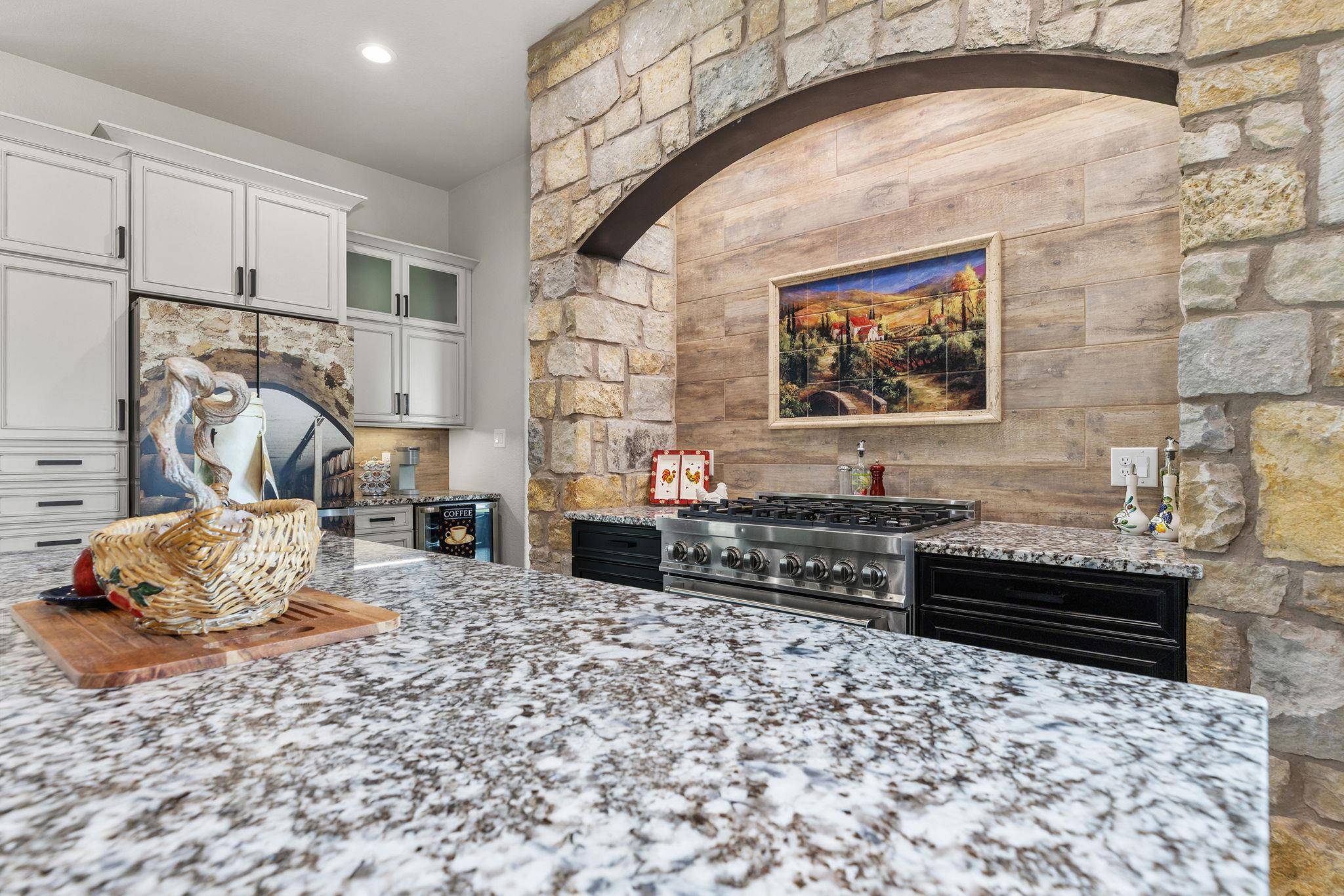128 Strada Luca, Florence, TX 76527