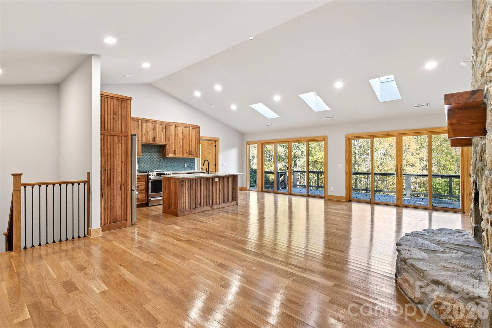 575 Croft WAY, Bakersville, NC 28705