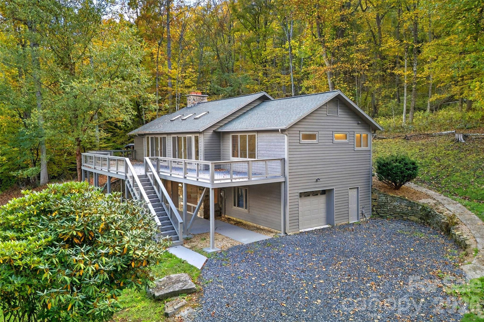575 Croft WAY, Bakersville, NC 28705