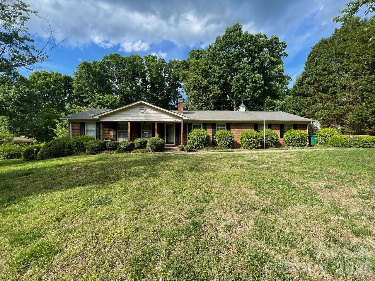348 Random DR, New London, NC 28127