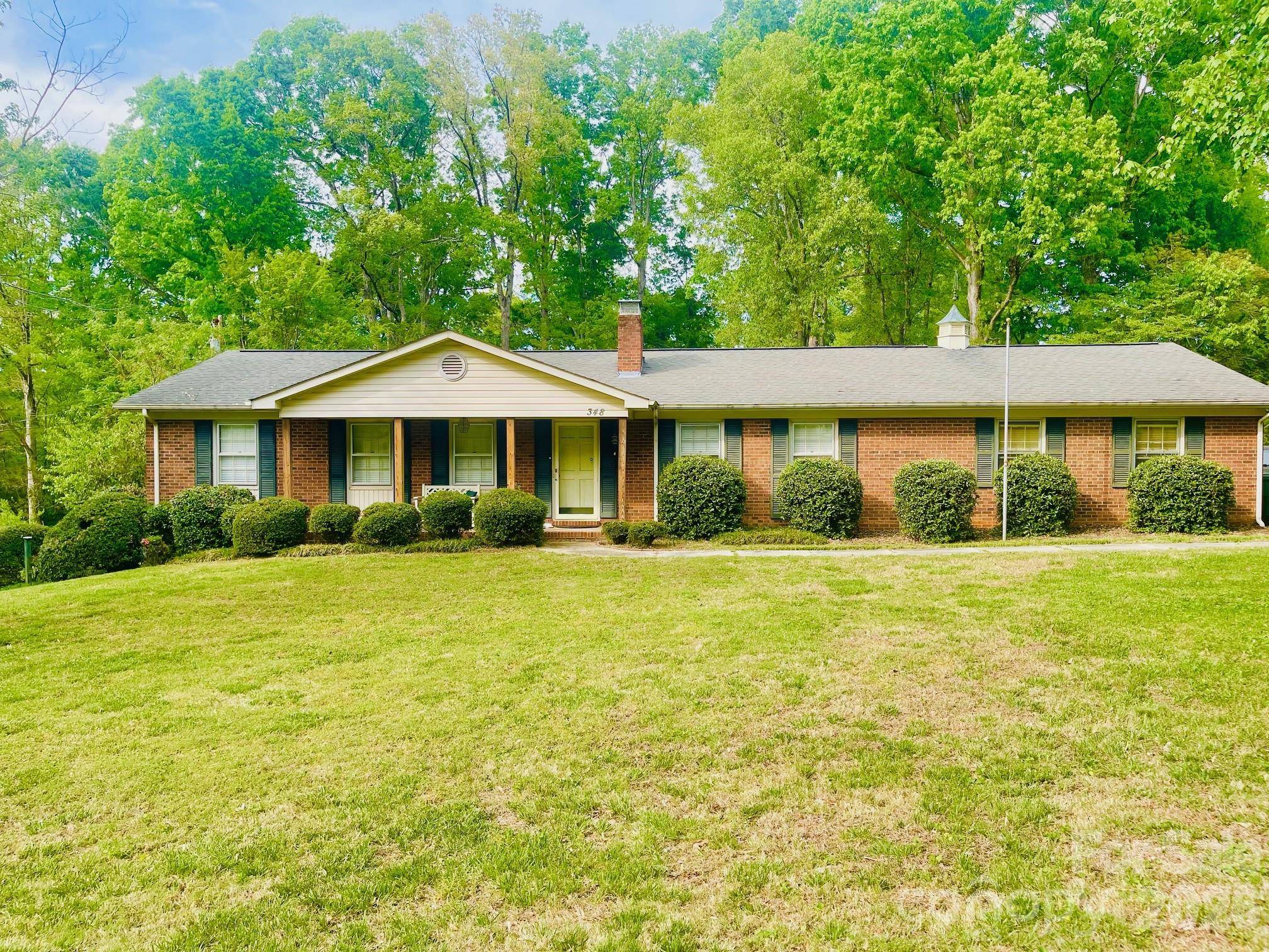 348 Random DR, New London, NC 28127