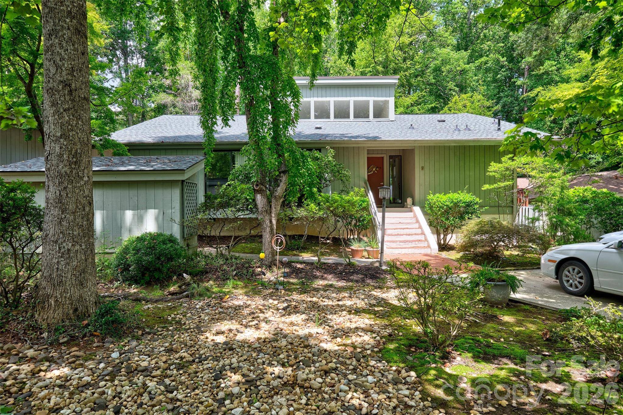 3 King Haigler Chase ST, Lake Wylie, SC 29710