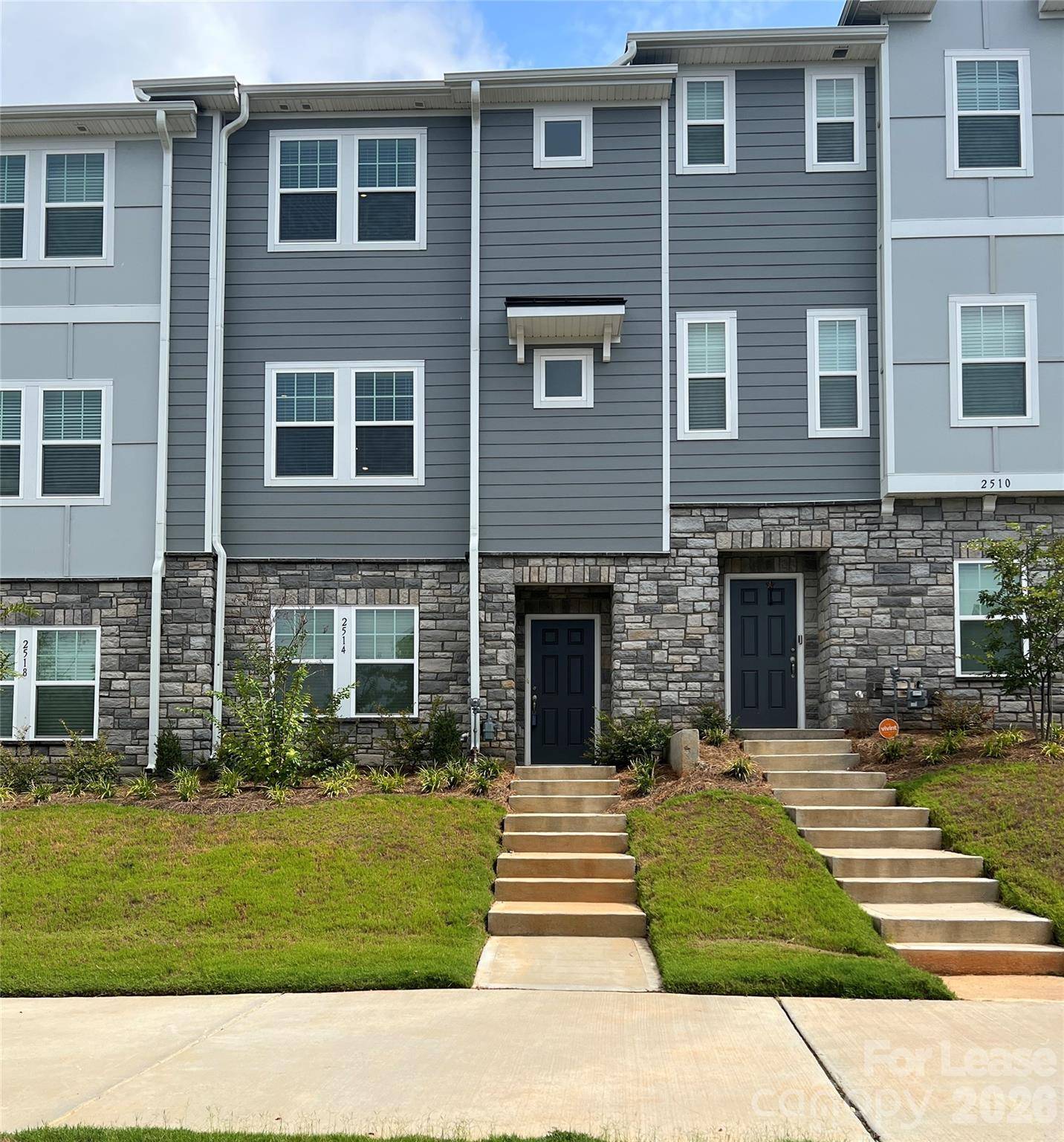 2514 Arbor Loop DR, Charlotte, NC 28217