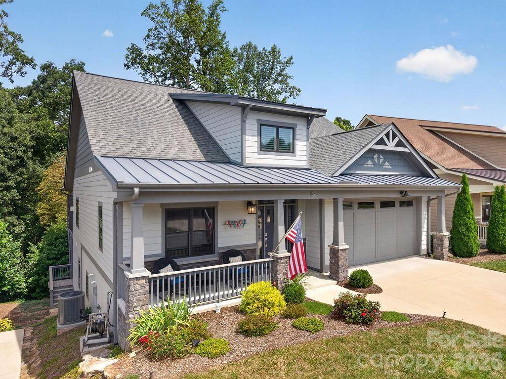 152 Sports Village DR, Hendersonville, NC 28739