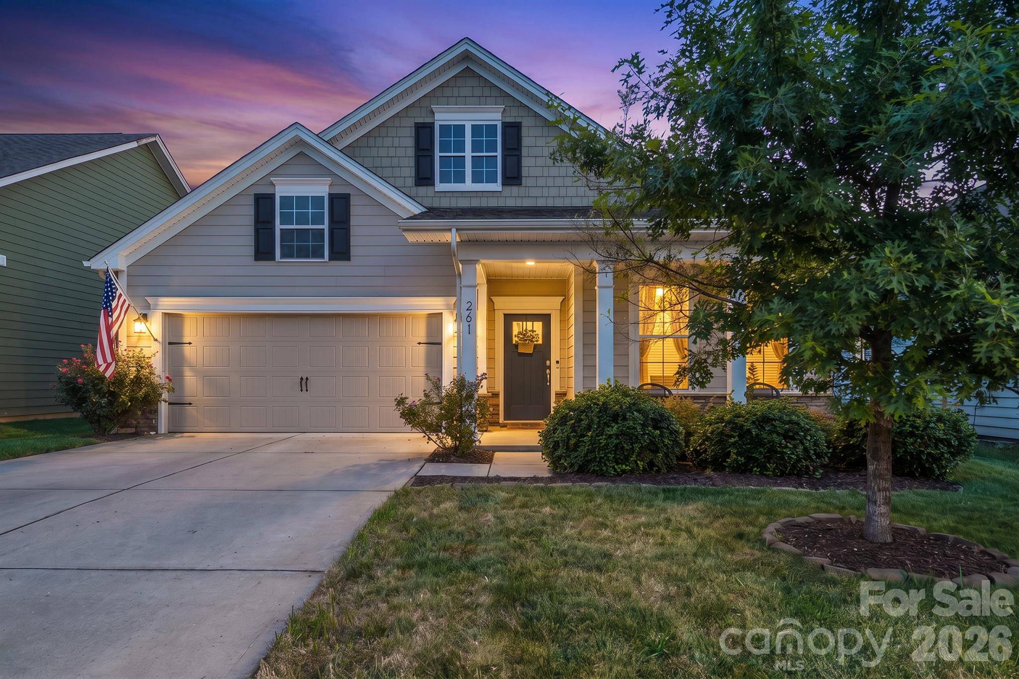 261 Robinwood LN, Clover, SC 29710