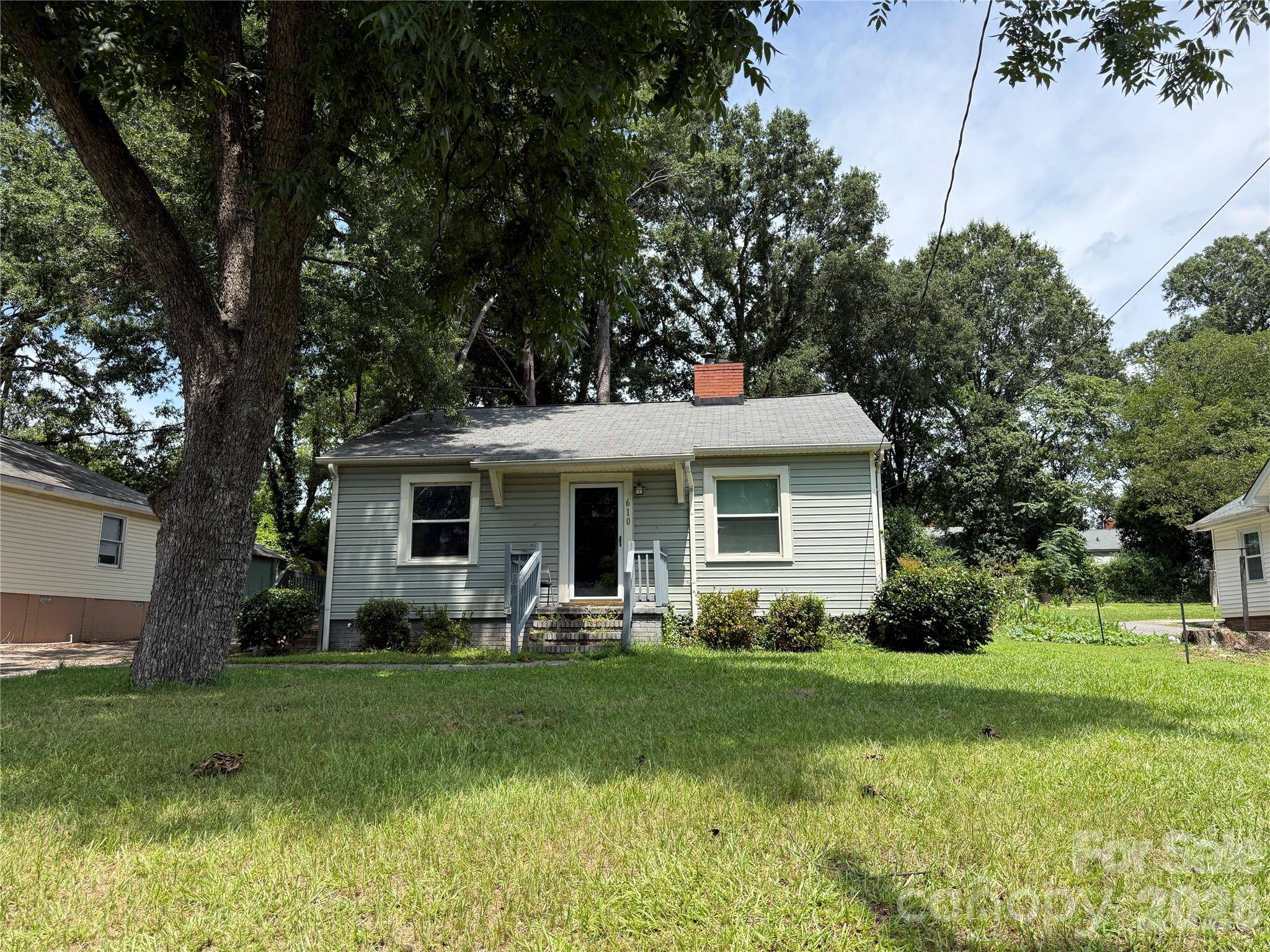 610 E 4th AVE, Gastonia, NC 28054