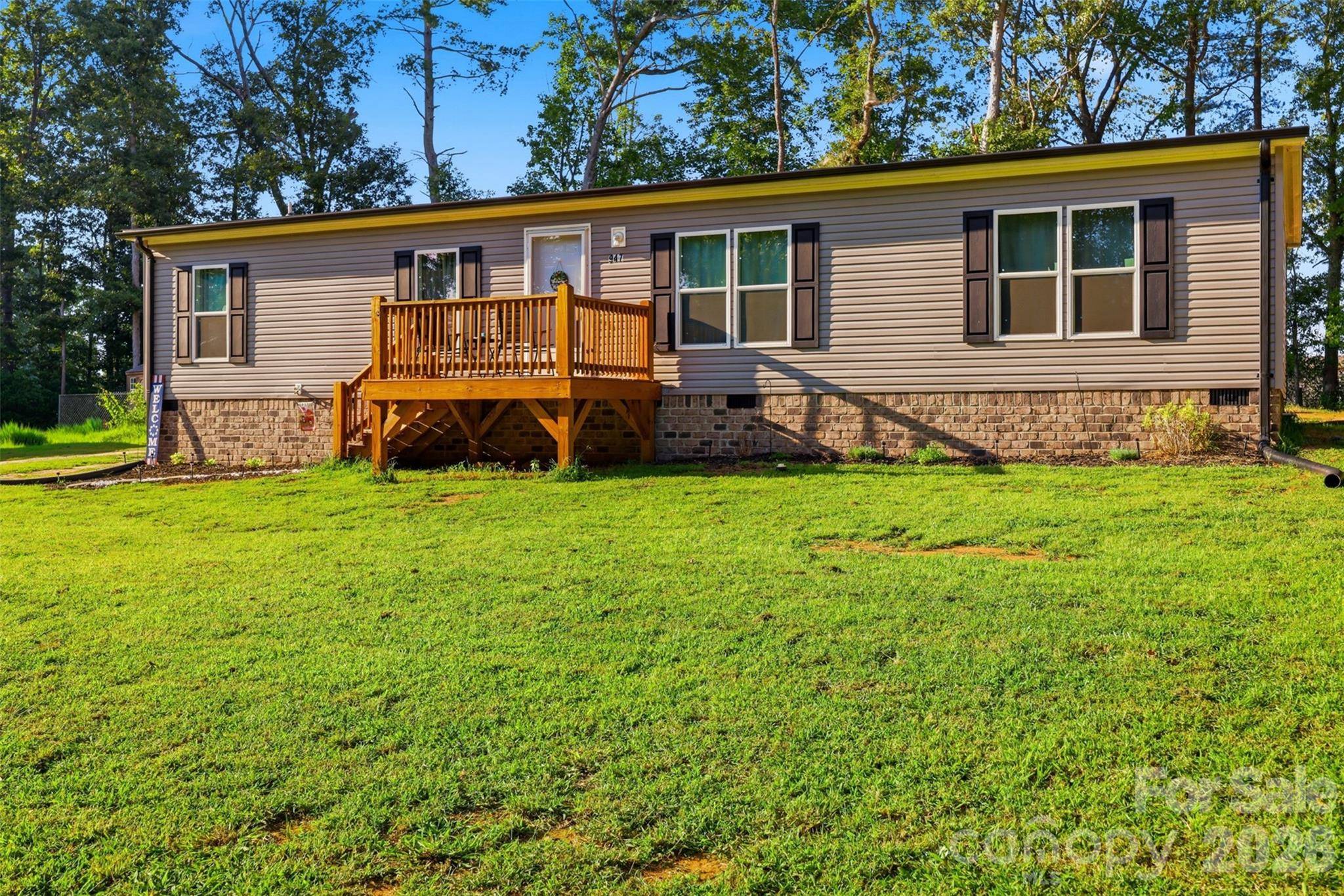 947 Jay Burke RD, Taylorsville, NC 28681