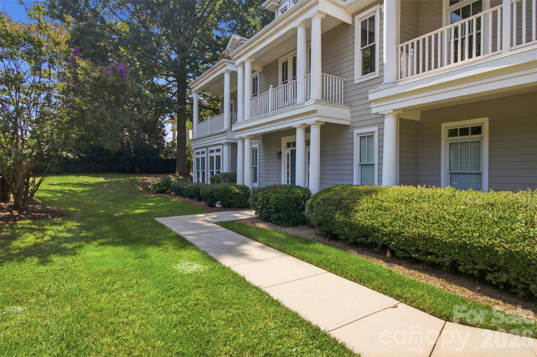 1056 The Glen ST, Statesville, NC 28677
