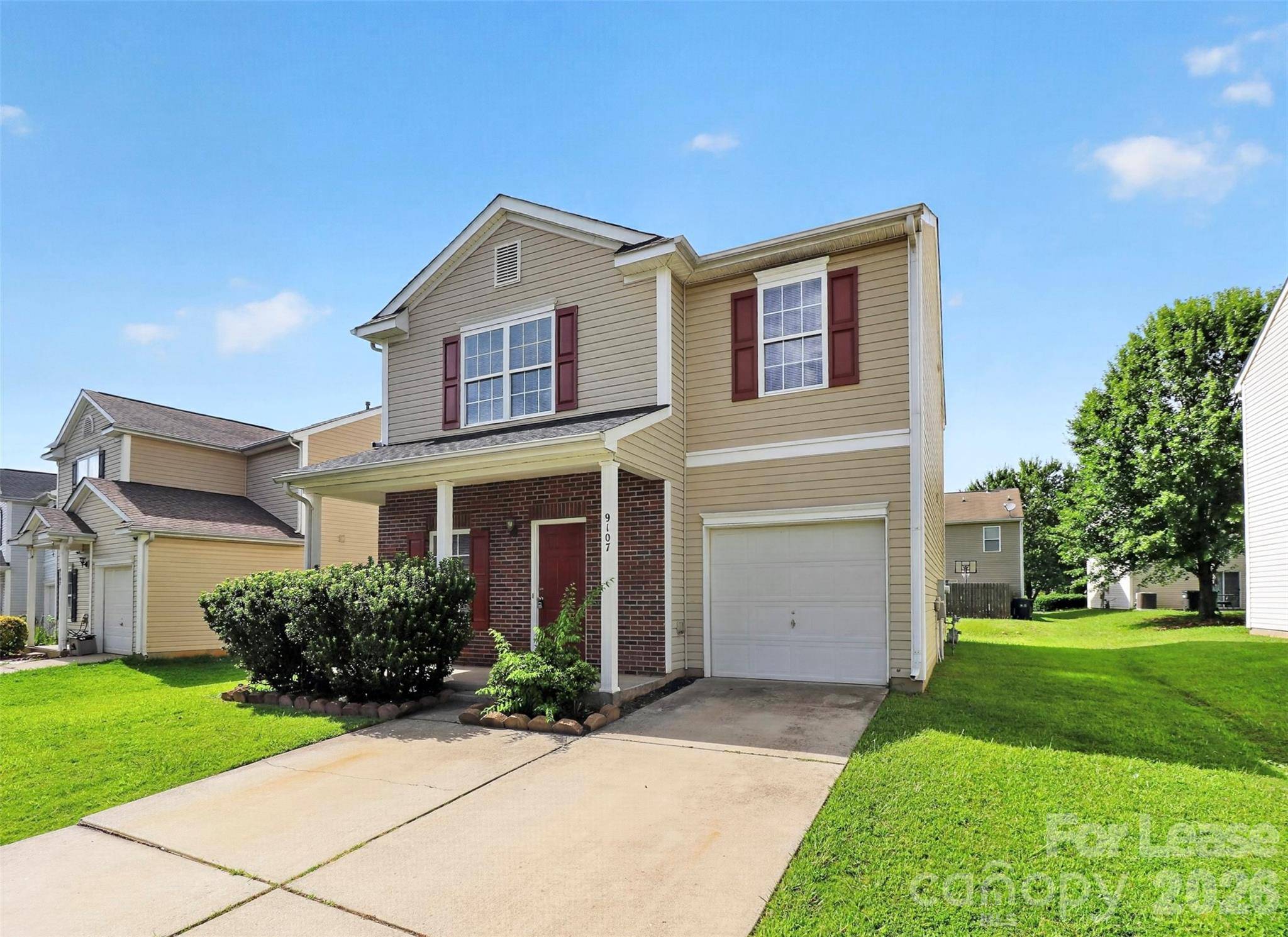 9107 Newfield ST, Charlotte, NC 28216