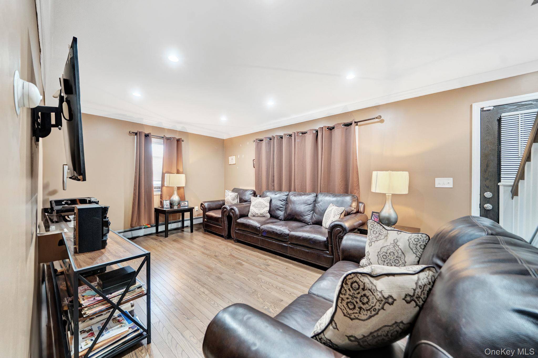 258 Fairview BLVD, Hempstead, NY 11550