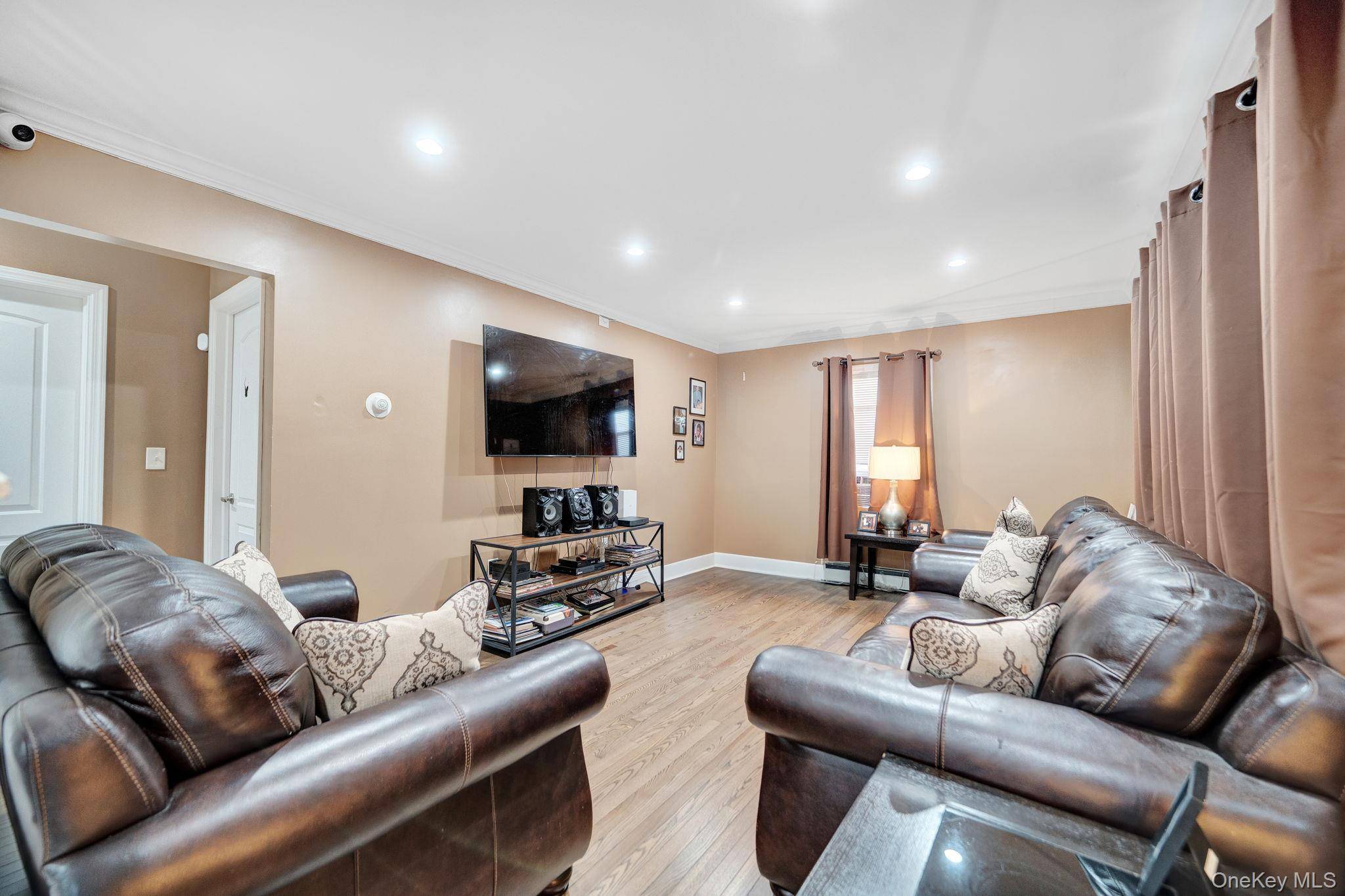 258 Fairview BLVD, Hempstead, NY 11550