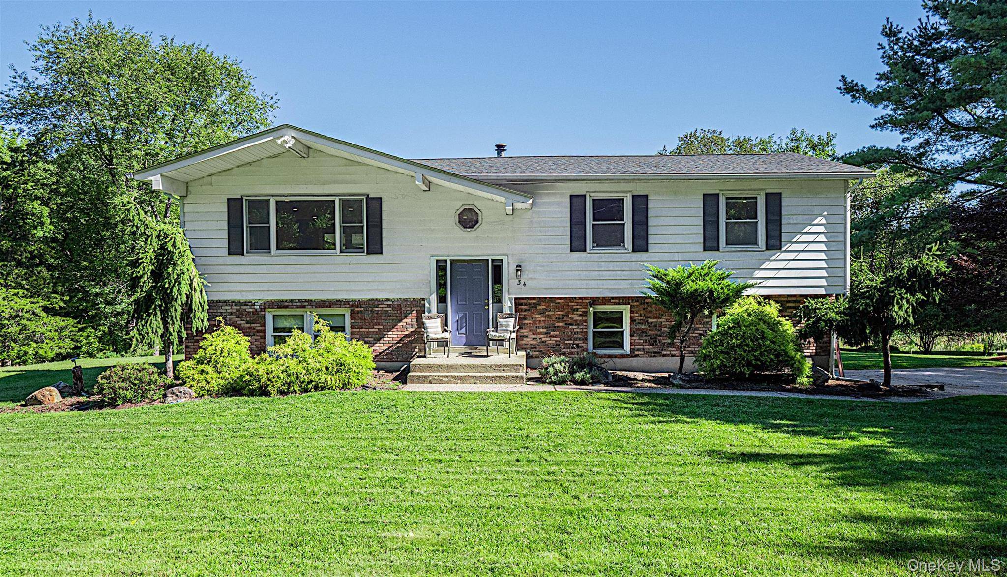 34 Waterbury RD, Warwick, NY 10990