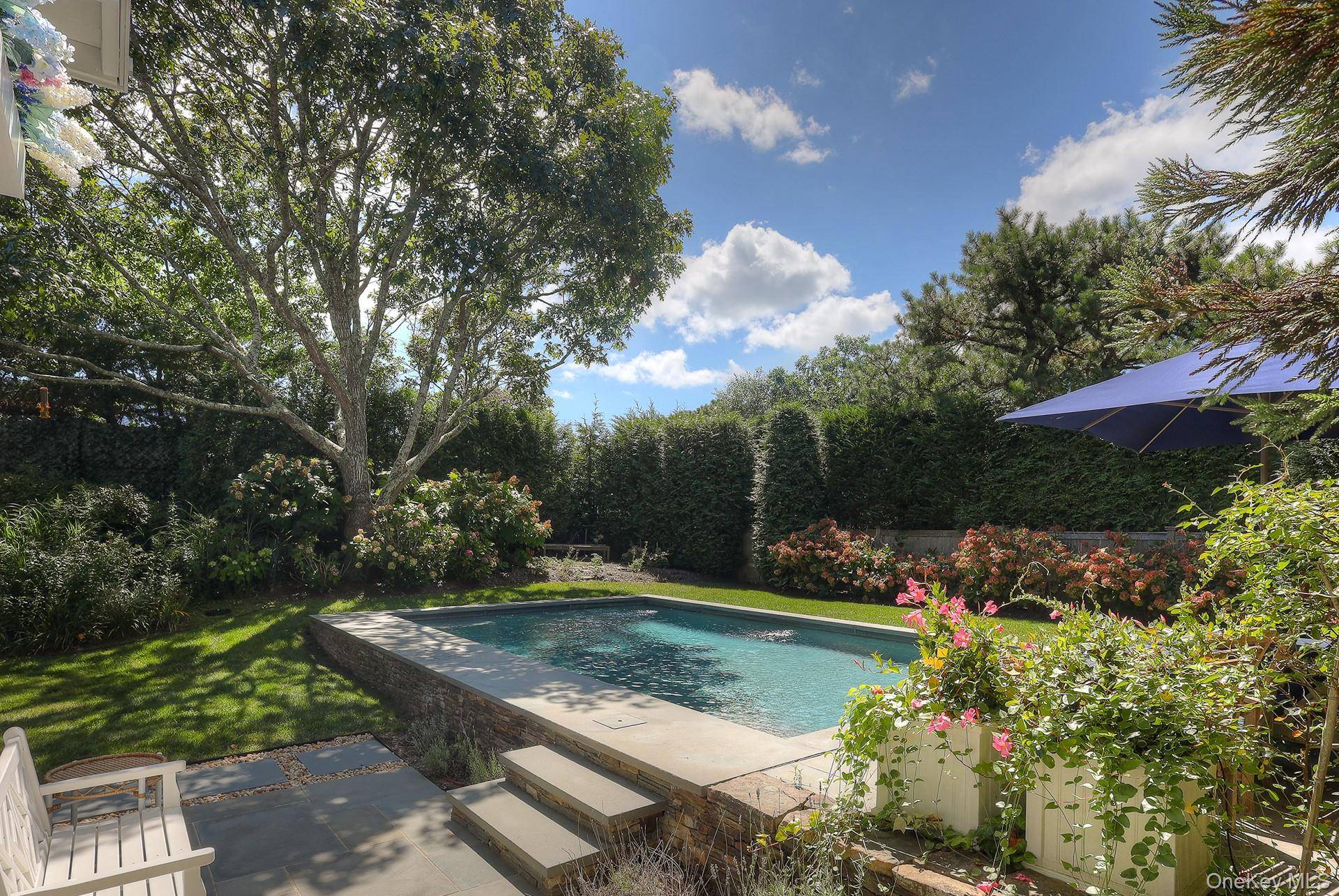 18 Cliff RD, Amagansett, NY 11930